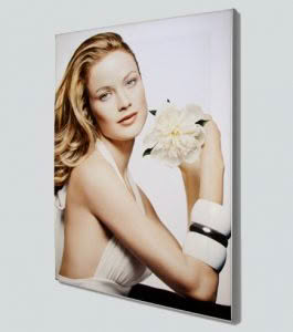 women wall mounted frame